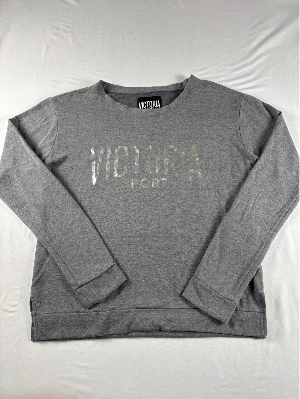 Victoria Sport Grey Crewneck Sweatshirt Medium